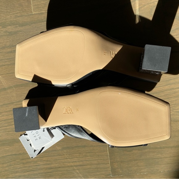 ZARA Soft Leather Heeled Sandals - Picture 9 of 9